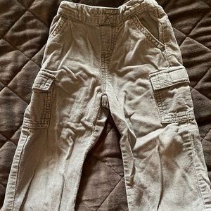 Gray corduroy pants, Circo